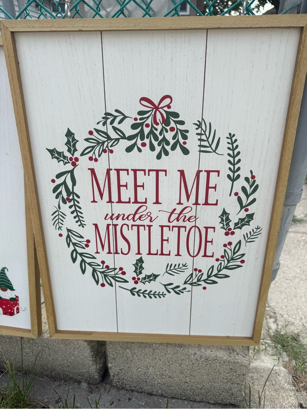 Meet Me Under the Mistletoe Holiday Wall Sign - Red & Green